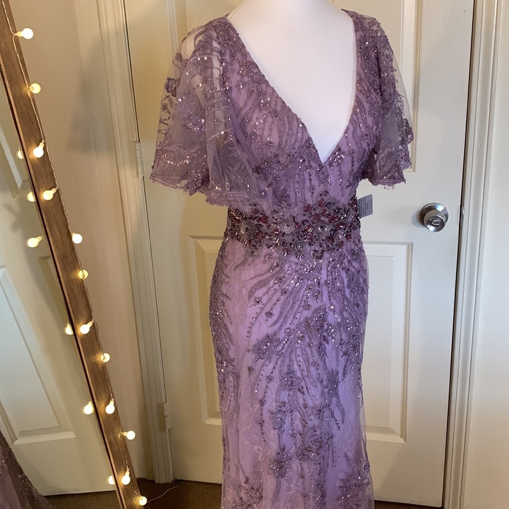 MAC DUGGAL
Vintage Flutter Sleeve Evening Gown - Picture 7 of 17
